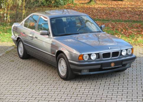 BMW 530i V8, E34