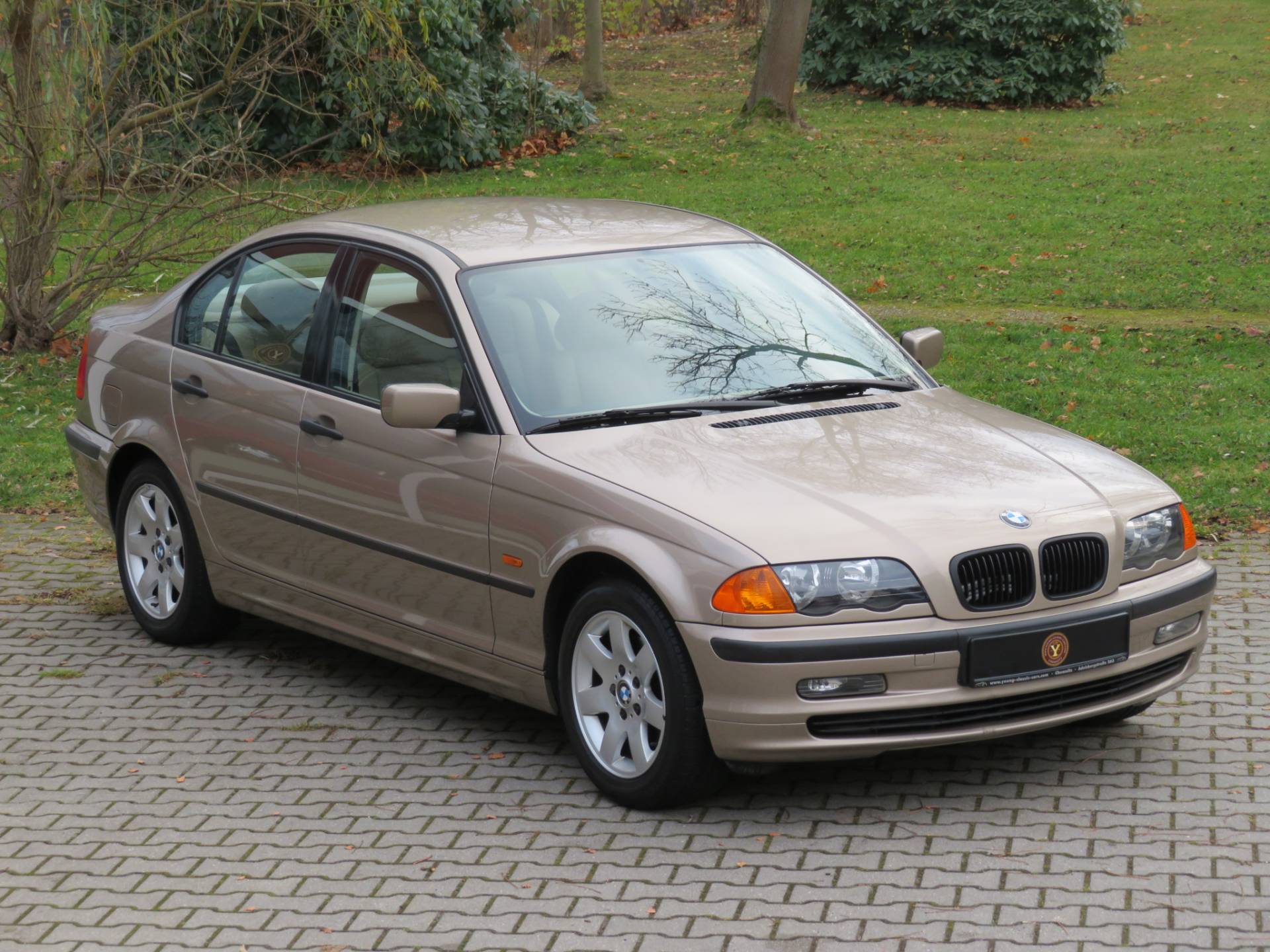 BMW 316i, E46