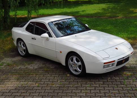 Porsche 944 S2 Turbo